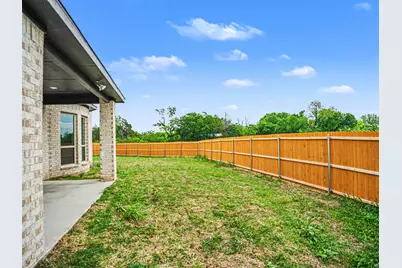 1808 Barrix Court, DeSoto, TX 75115 - Photo 33