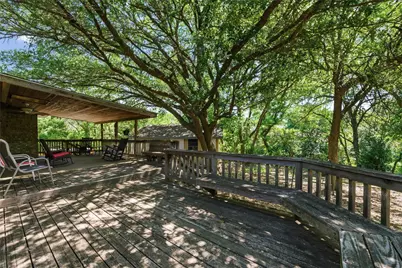 8240 Forest Ridge Drive, Woodway, TX 76712 - Photo 15
