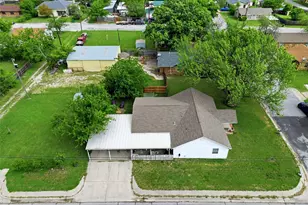 904 S Perrin St, Decatur, TX 76234 - Photo 29