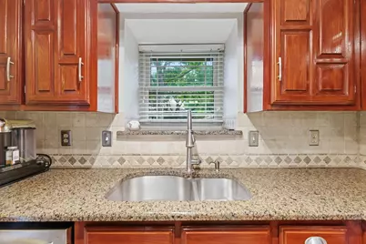 2307 Castle Rock Road, Carrollton, TX 75007 - Photo 17