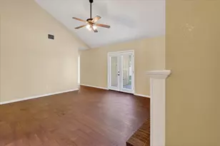 210 Cutting Horse Ln, Keller, TX 76248 - Photo 9