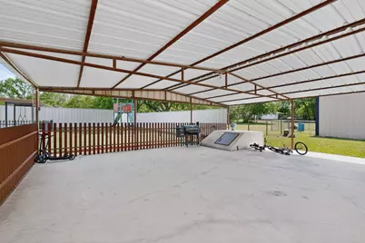 406 N Meigs Street, Saint Jo, TX 76265 - Photo 35