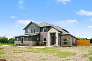 979 Beaverbrook Ln, DeSoto, TX 75115 - Photo 5