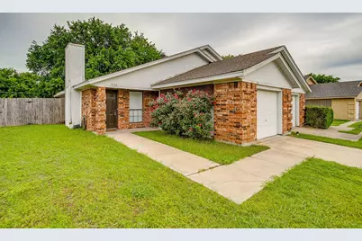 926 Irene Street, Burleson, TX 76028 - Photo 3