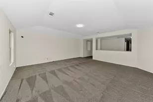 1020 Breeders Cup Dr, Fort Worth, TX 76179 - Photo 25