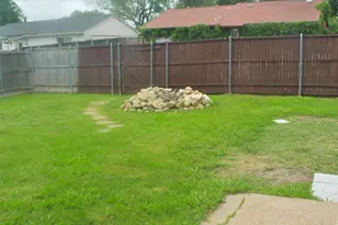 5528 Adams Dr, The Colony, TX 75056 - Photo 13