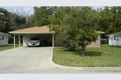 1405 Cherry Street, Gainesville, TX 76240 - Photo 1
