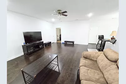 3225 Avenue M, Fort Worth, TX 76105 - Photo 5