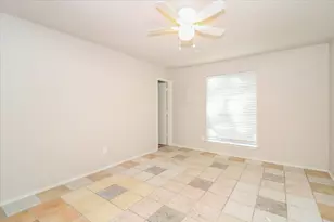 5706 Guildwood Dr, Arlington, TX 76017 - Photo 19