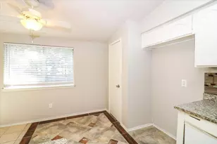 5706 Guildwood Dr, Arlington, TX 76017 - Photo 13