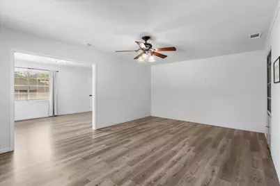 613 Graham Street, Mineola, TX 75773 - Photo 9