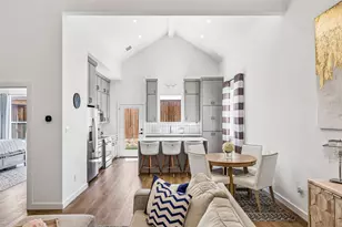 1313 Tillery Ct, Grapevine, TX 76051 - Photo 5