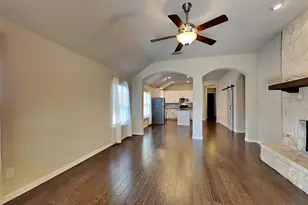 816 Water Garden Cir, Little Elm, TX 75068 - Photo 3