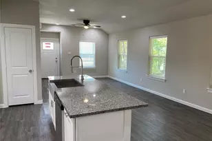 313 E Nelson St, Denison, TX 75021 - Photo 7