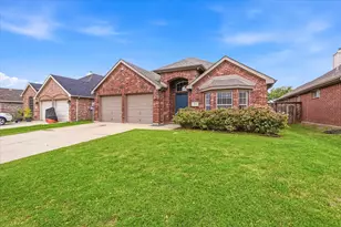 2661 Redcedar Dr, Little Elm, TX 75068 - Photo 3