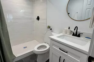 1007 Gallagher St, Dallas, TX 75212 - Photo 11