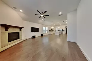 2137 Triton Dr, McKinney, TX 75071 - Photo 3