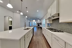 2137 Triton Dr, McKinney, TX 75071 - Photo 5