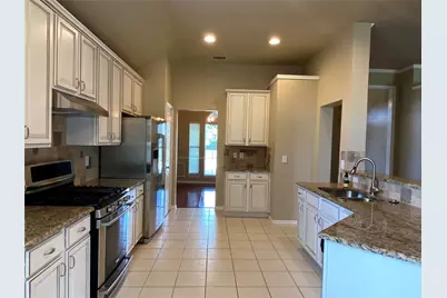 9900 Buckingham Lane, Frisco, TX 75035 - Photo 5