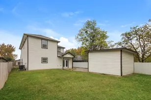 4030 Vineyard Dr, Dallas, TX 75212 - Photo 15