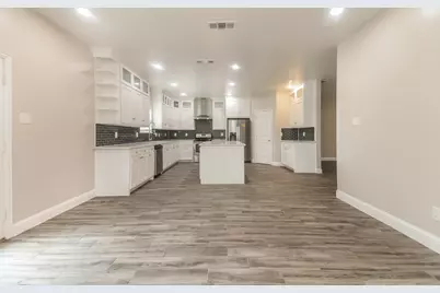 4030 Vineyard Drive, Dallas, TX 75212 - Photo 5