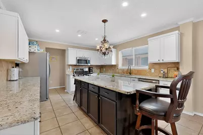 7200 Lake Whitney Drive, Arlington, TX 76002 - Photo 13