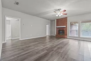 505 Park Meadows Dr, Crowley, TX 76036 - Photo 9