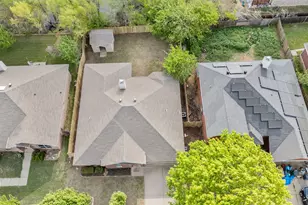 505 Park Meadows Dr, Crowley, TX 76036 - Photo 3