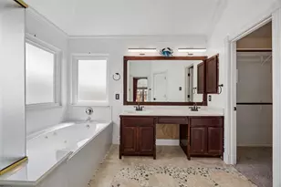 5525 Riverview Dr, The Colony, TX 75056 - Photo 19