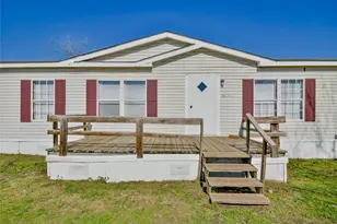 4040 Dillard Ct, Joshua, TX 76058 - Photo 3