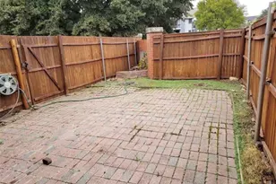 211 Moss Hill Rd, Irving, TX 75063 - Photo 9