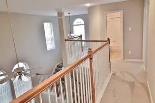 211 Moss Hill Rd, Irving, TX 75063 - Photo 11