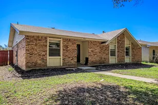 1814 Addington Dr, Carrollton, TX 75007 - Photo 3