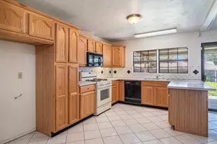 1814 Addington Dr, Carrollton, TX 75007 - Photo 11