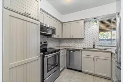 11813 Leisure Drive, Dallas, TX 75243 - Photo 9