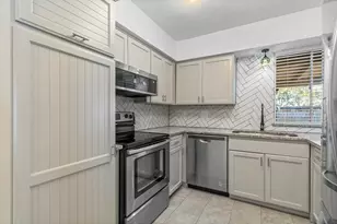 11813 Leisure Dr, Dallas, TX 75243 - Photo 9