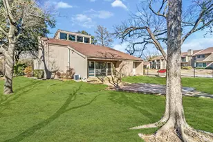 11813 Leisure Dr, Dallas, TX 75243 - Photo 25