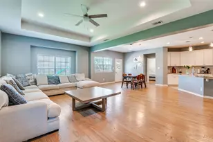 2723 Pike Dr, Lancaster, TX 75134 - Photo 9