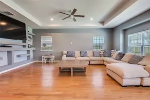 2723 Pike Dr, Lancaster, TX 75134 - Photo 7