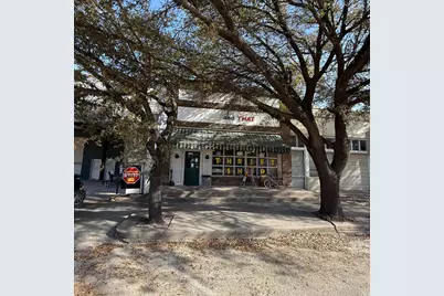 110 W Elm Street, Hillsboro, TX 76645 - Photo 7