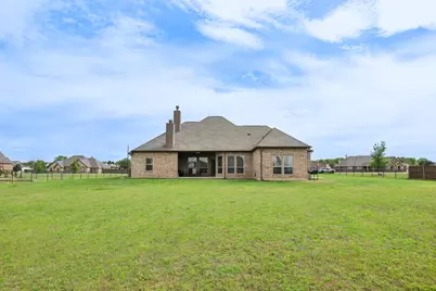 1020 Jesse James Lane, Springtown, TX 76082 - Photo 31