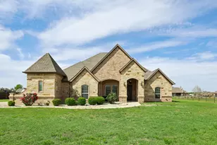 1020 Jesse James Ln, Springtown, TX 76082 - Photo 1
