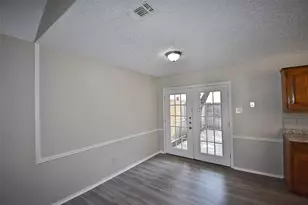 438 Finch Dr, DeSoto, TX 75115 - Photo 3