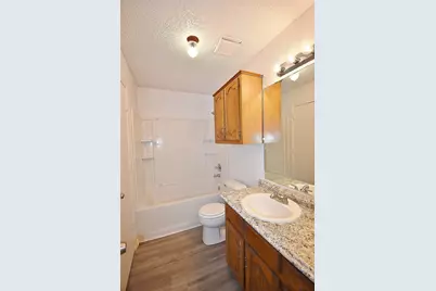 438 Finch Drive, DeSoto, TX 75115 - Photo 9