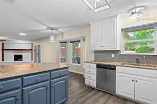 839 Yellowstone Dr, Grapevine, TX 76051 - Photo 11