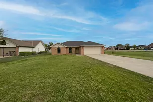 602 Torero Dr, Oak Point, TX 75068 - Photo 1