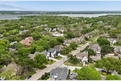 4418 Santa Barbara Drive, Dallas, TX 75214 - Photo 33