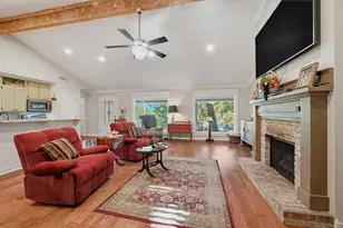 301 Kiowa Dr E, Lake Kiowa, TX 76240 - Photo 7