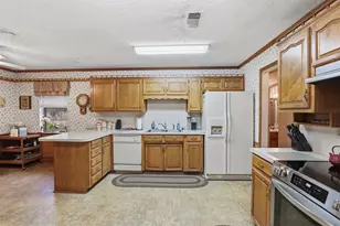 8076 County Rd 1202, Cleburne, TX 76031 - Photo 21