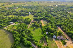 8076 County Rd 1202, Cleburne, TX 76031 - Photo 37